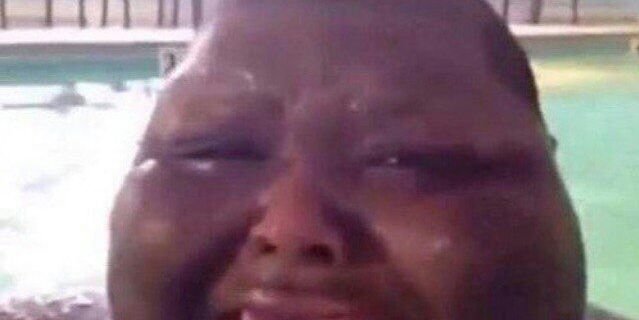 Толстый мальчик негр