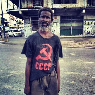 Бездомный афроамериканец