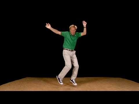 Чувак танцует