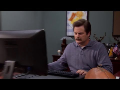 Рон Свонсон выкидывает компьютер gif