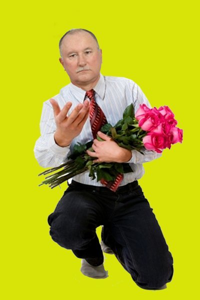 Мужик с цветами в костюме