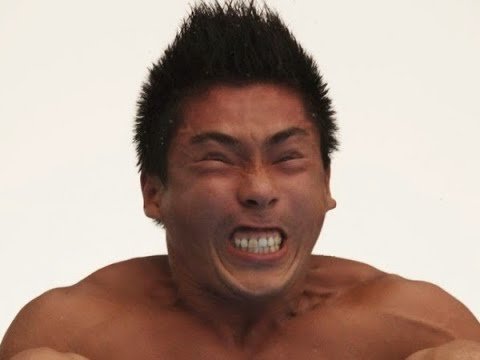 Загорелый китаец