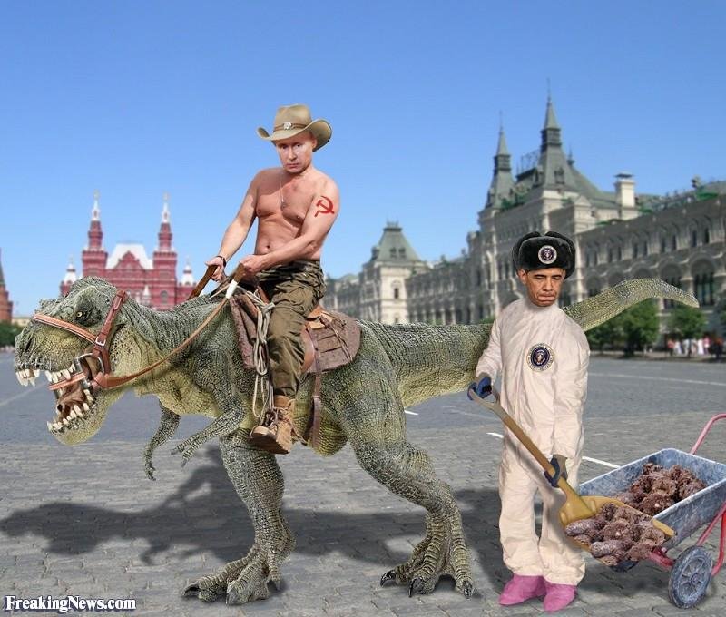 Динозавр на красной площади