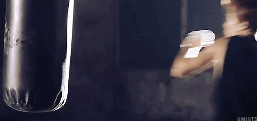 Gif боксерская груша