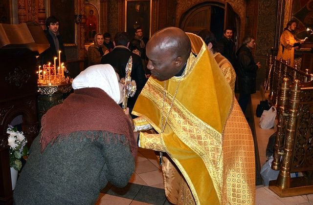 Священник Филипп гатари