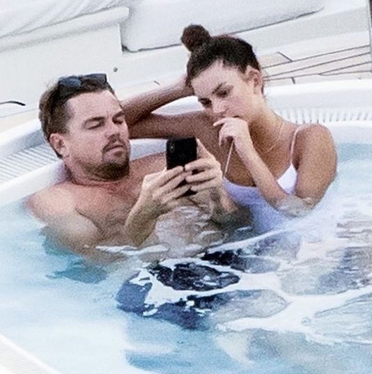 Леонардо ди Каприо и его девушки