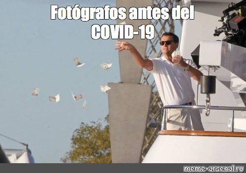 Человек кидает деньги Мем