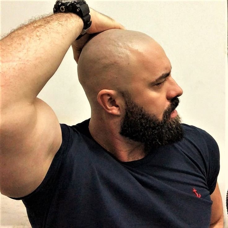 Лысый с бородой