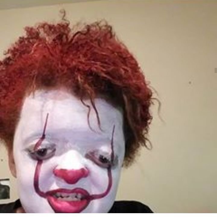 Глупый клоун