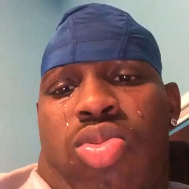 Обиженный негр