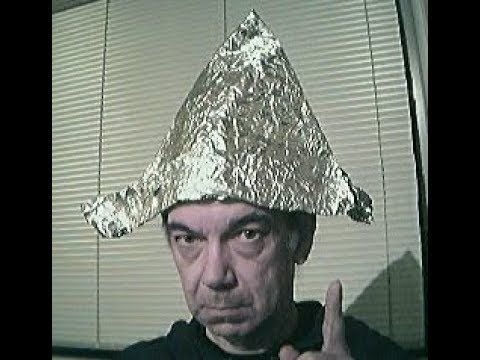 Шапка из фольги