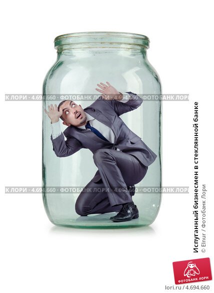 Человек в банке