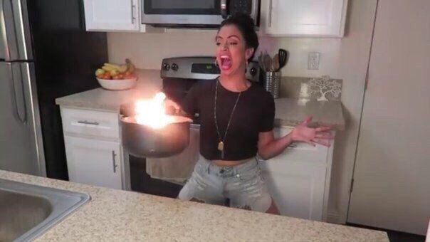 Неудачная готовка на кухне