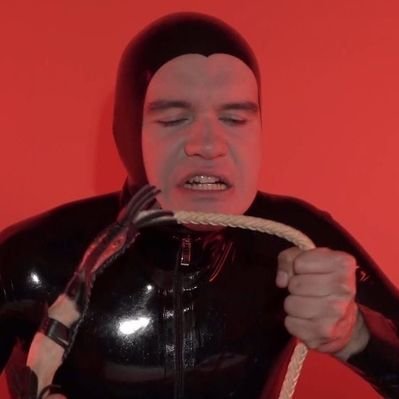 Мужики в форме бэдкомедиан