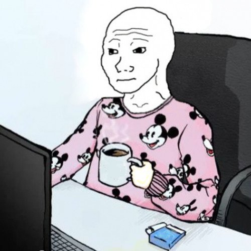 Девушка за компьютером