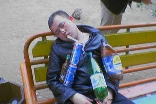 Алкаш с пивом