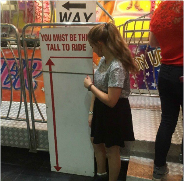 Низкие девушки