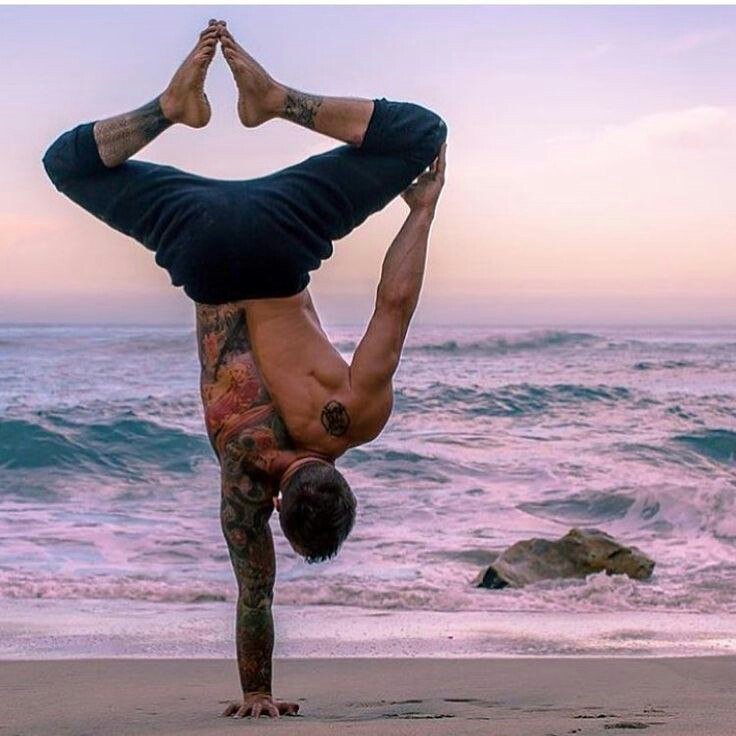 Стойка на одной руке