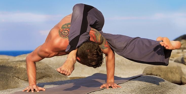 Сложные позы в йоге