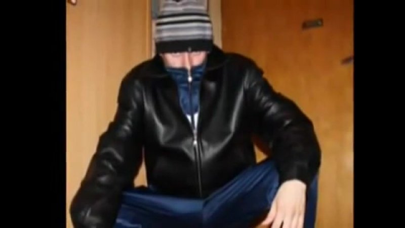 Бандиты в кожаных куртках