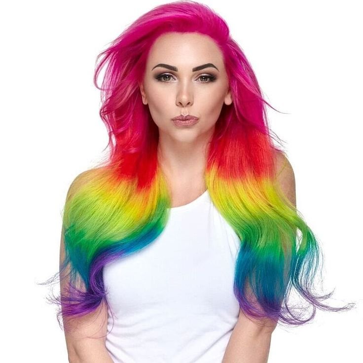 Люди с радужными волосами