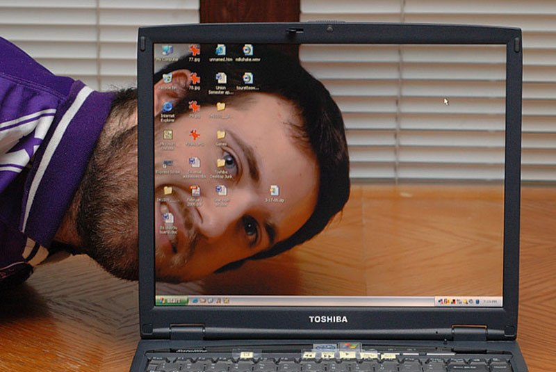 Смешной монитор