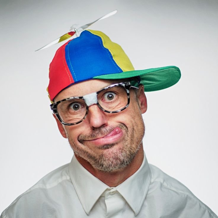 Шляпа с пропеллером