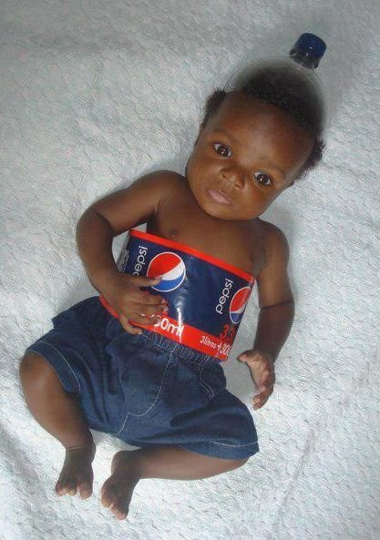 Маленький негр в костюме