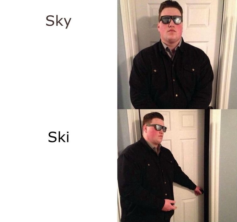 Охранник открывает дверь