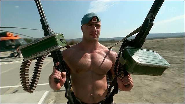 Пулемет в руках