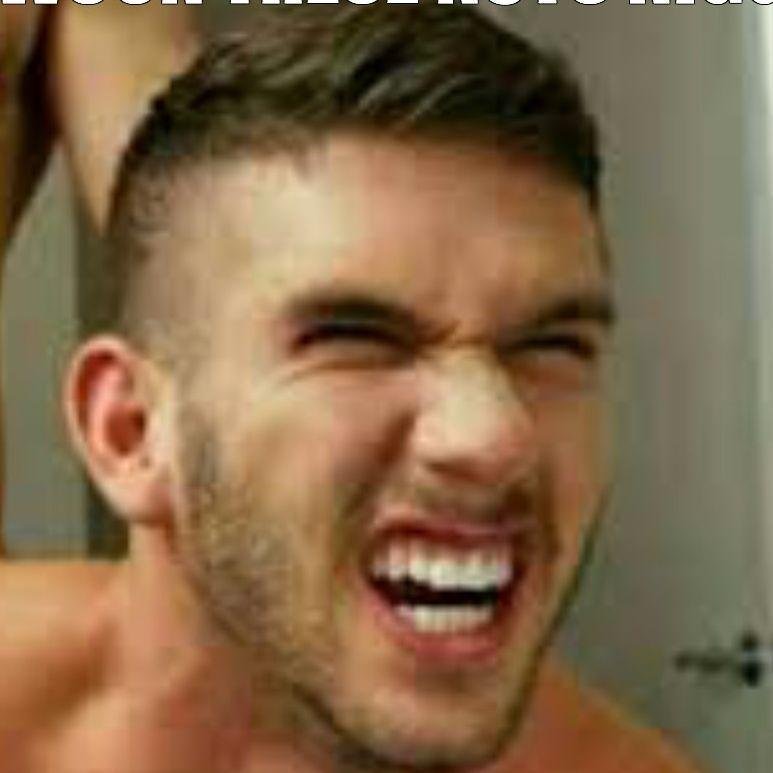 Мужик просыпается из мультфильма