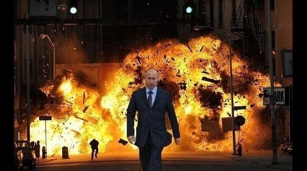 Взрыв сзади человека