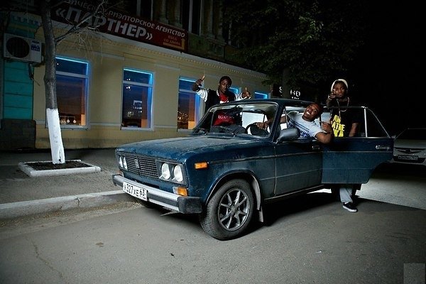 Нигеры в тачке