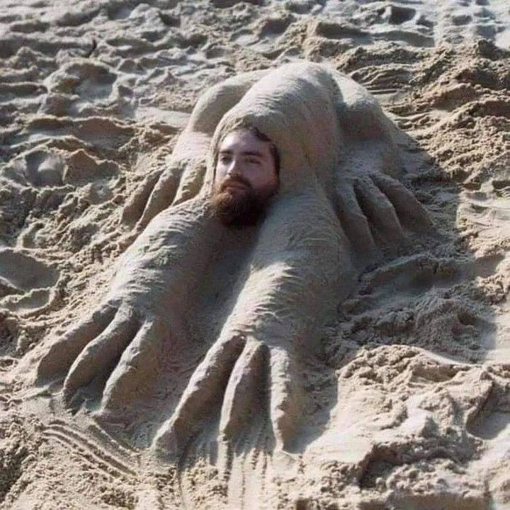 Мужик с песком