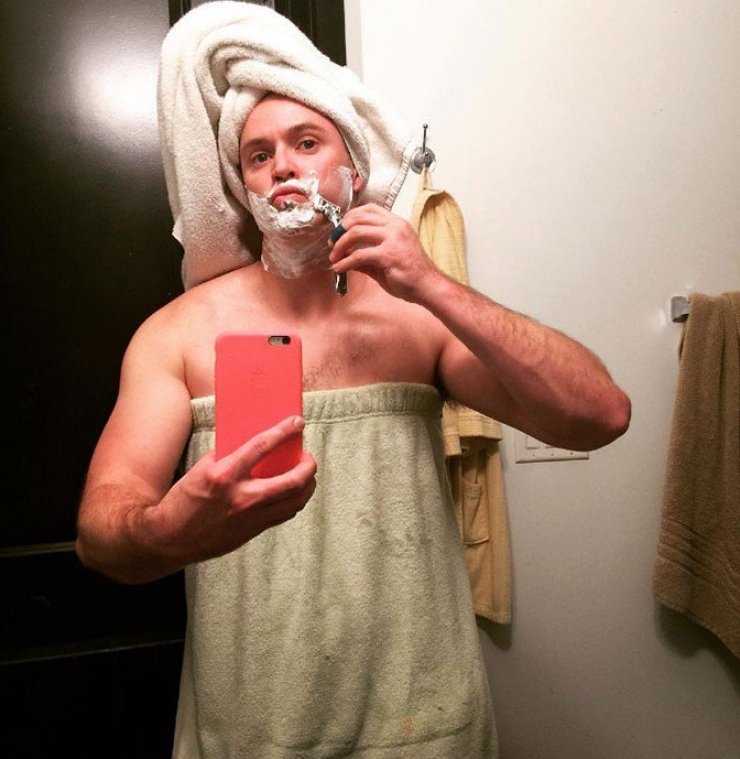 Смешное мужское селфи