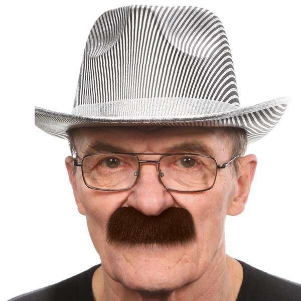 Усатые мужчины