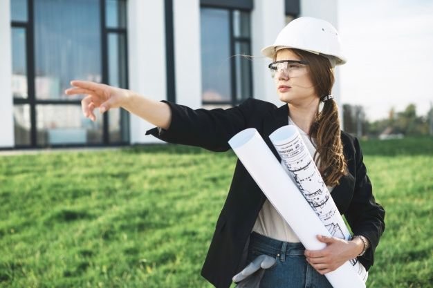Женщина Архитектор
