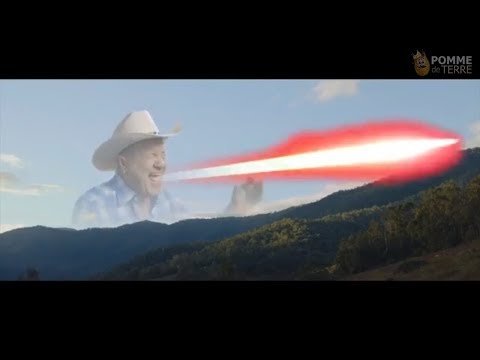 Мужик орет в горах