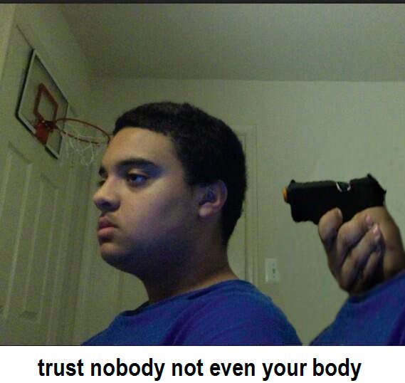 Стрельба в самого себя