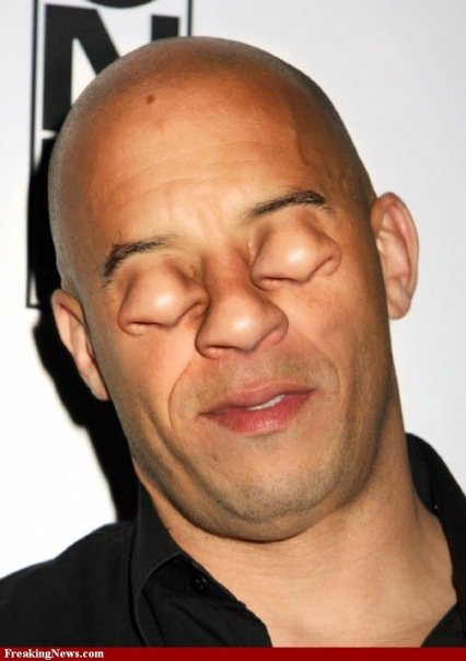 Человек с маленькой головой и большим телом