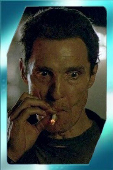 Мужик в шоке курит