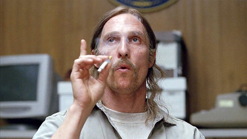 Курящий Метью Макконахи