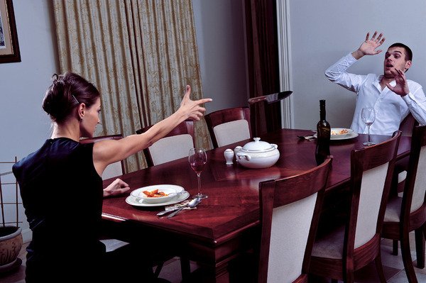 Ссора за столом