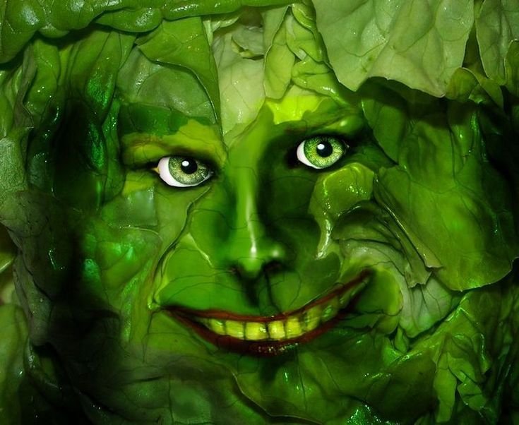 Чел с зеленым лицом