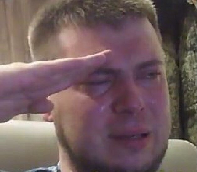 Press f Плачущий мужик