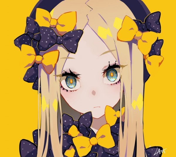 Желтая девушка аниме