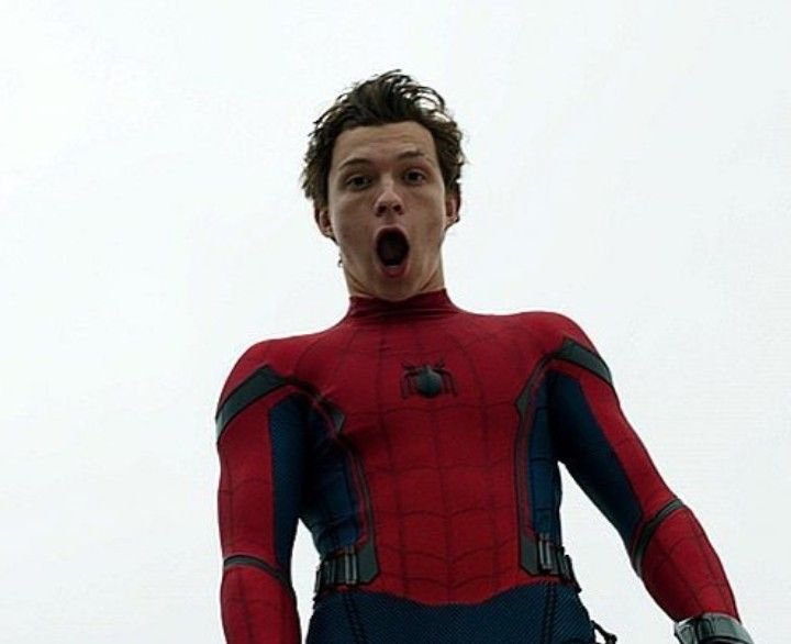 Том Холланд