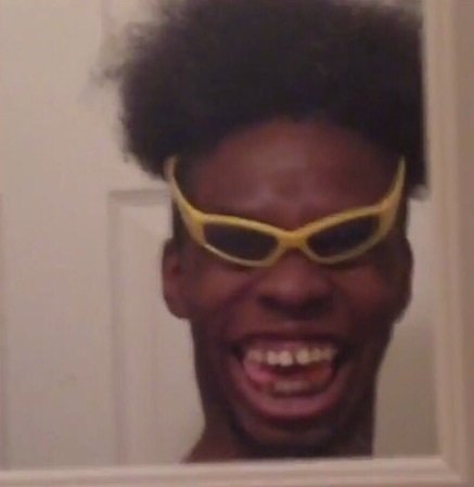 Нигер в очках