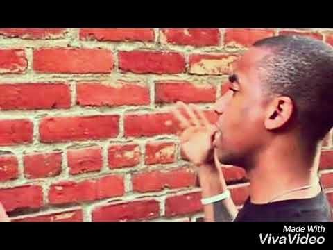 Говорит со стеной