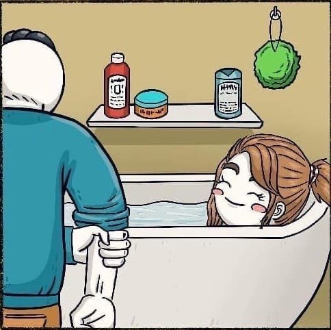 Девушки моются в кипятке